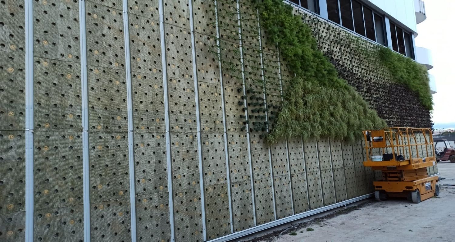 montaje de jardin vertical en Valencia