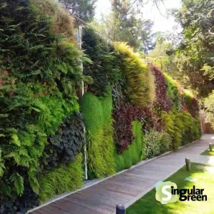 jardin vertical canal de Isabel II, madrid
